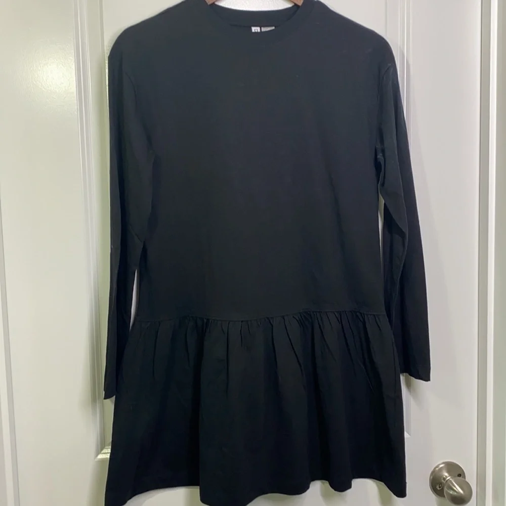 H&M -Black Long Sleeve Ruffle Dress size XXS NWT